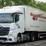 الشحن إلى جدة والرياض للأفراد شحن السيارات إلى جدة والرياض: كل ما تحتاج معرفته