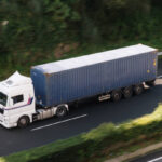 لا داعي للقلق بعد الآن: شحن بضائعك بأمان وسهولة إلى أي مدينة في السعودية من مصر