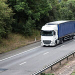 شحن البضائع من مصر إلى السعودية: دليل شامل للشركات المصرية