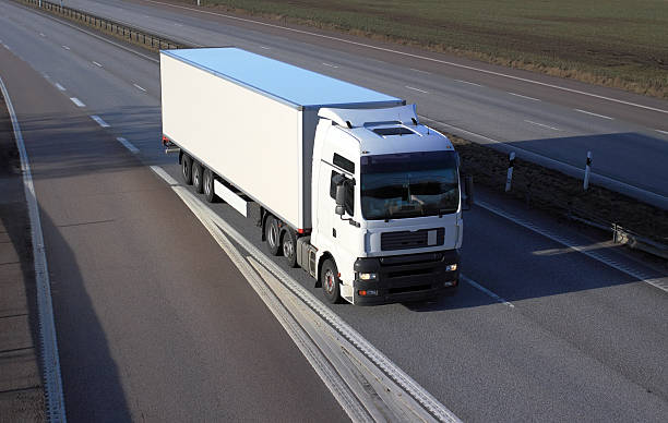 وداعًا لمعاناة الشحن البري! استمتع بتجربة شحن سهلة وبسيطة من مصر إلى السعودية وداعًا لمعاناة الشحن البري! استمتع بتجربة شحن سهلة وبسيطة من مصر إلى السعودية