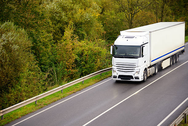 كيف تشحن سيارتك برًا من مصر إلى السعودية دون أي صعوبات كيف تشحن سيارتك برًا من مصر إلى السعودية دون أي صعوبات